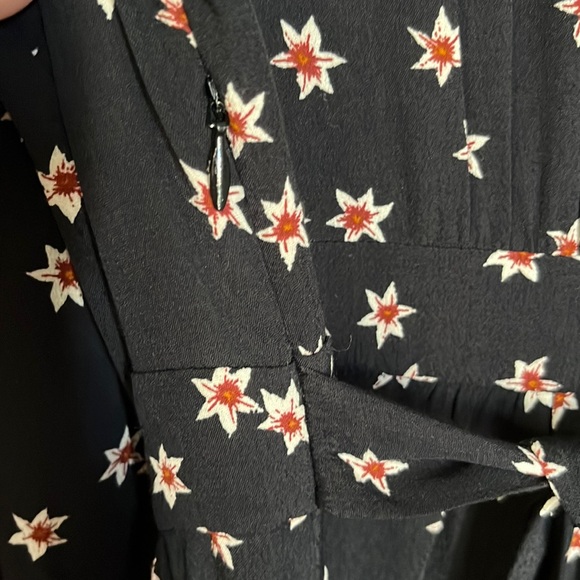 & OTHER STORIES FLORAL PRINTED RUFFLE BIB MIDI DRESS - Picture 10 of 15